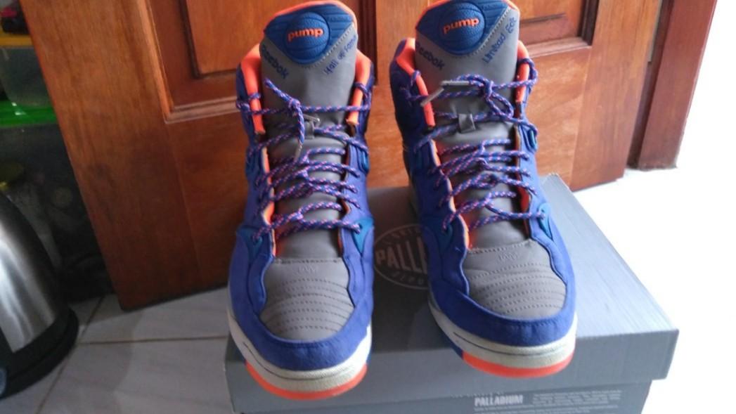 reebok pump grey orange