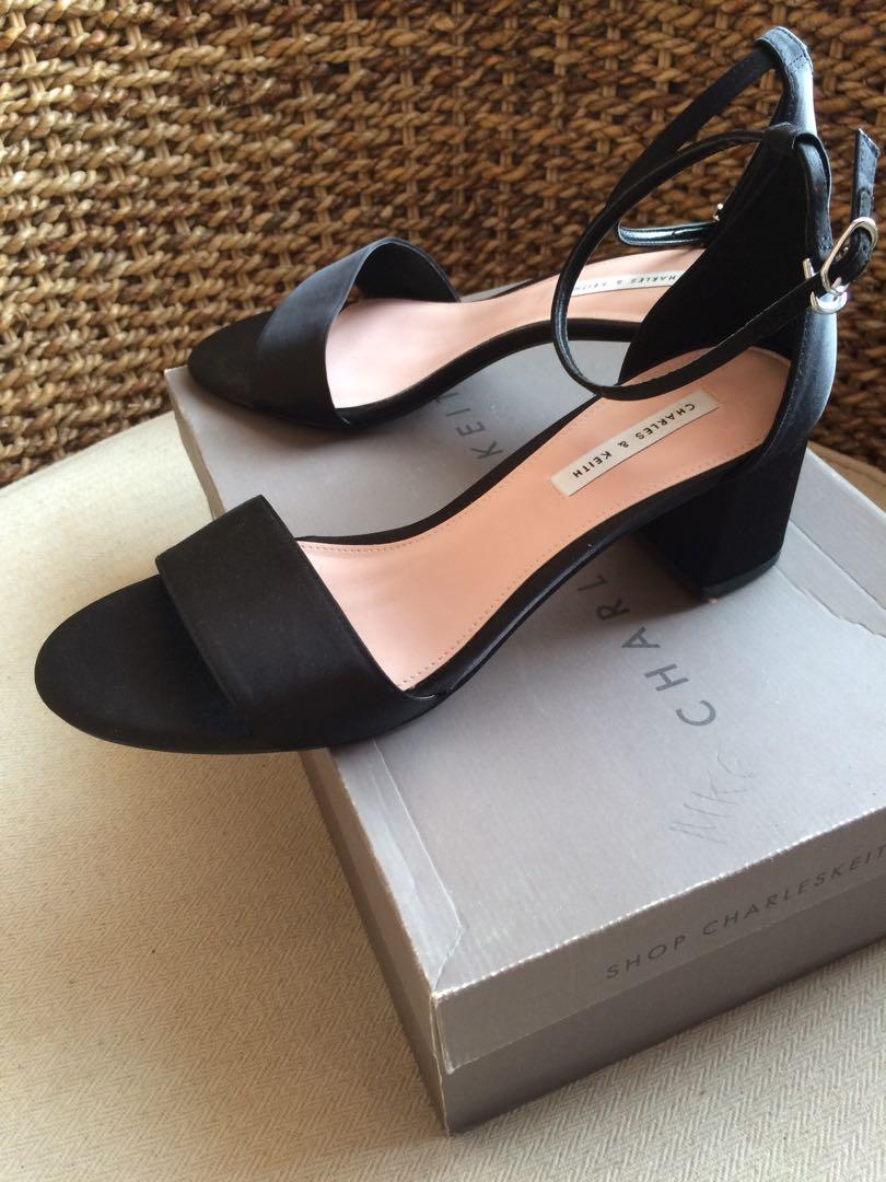 Sepatu Heels Charles Keith Warna Hitam Fesyen Wanita Sepatu Di Carousell