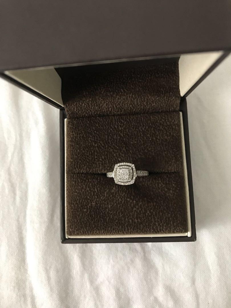 9ct white gold ring Ernest Jones UK Jewelry Women s Fashion