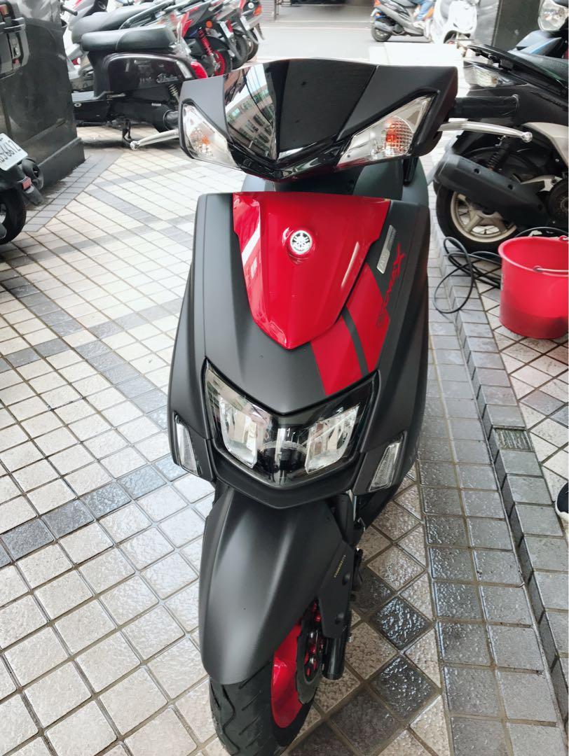 全新領牌車輛yamaha山葉勁戰5代125cc Abs可分期 機車 新車在旋轉拍賣