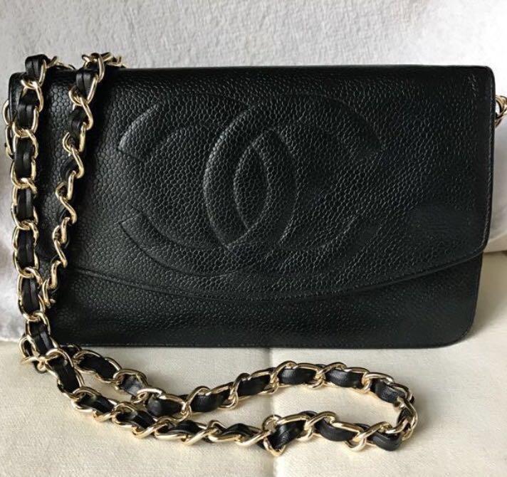 chanel vintage clutch with chain