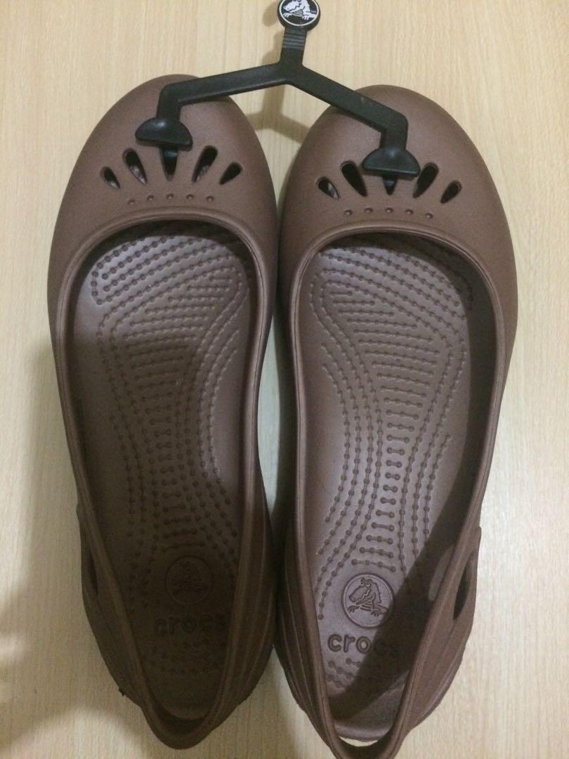 Crocs thea store