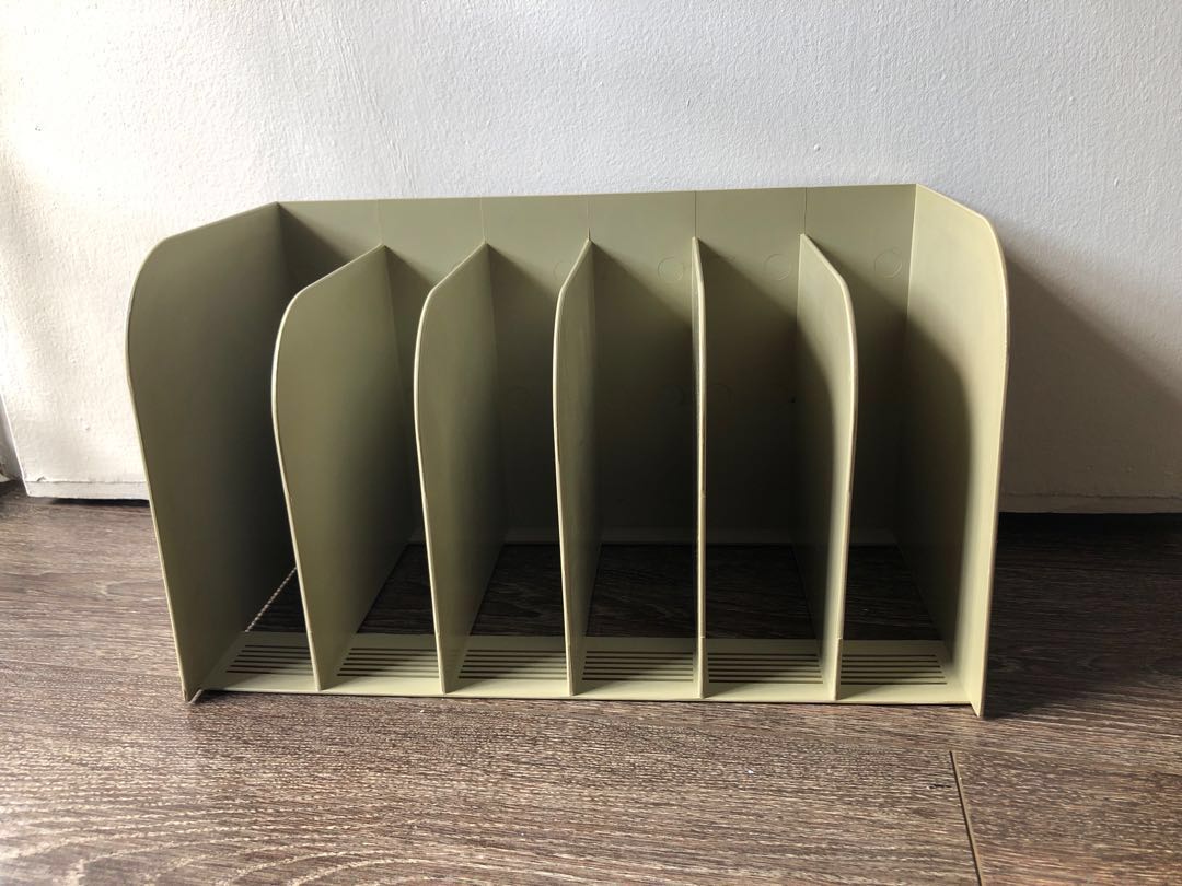 Book divider stand, Hobbies & Toys, Stationery & Craft, Stationery