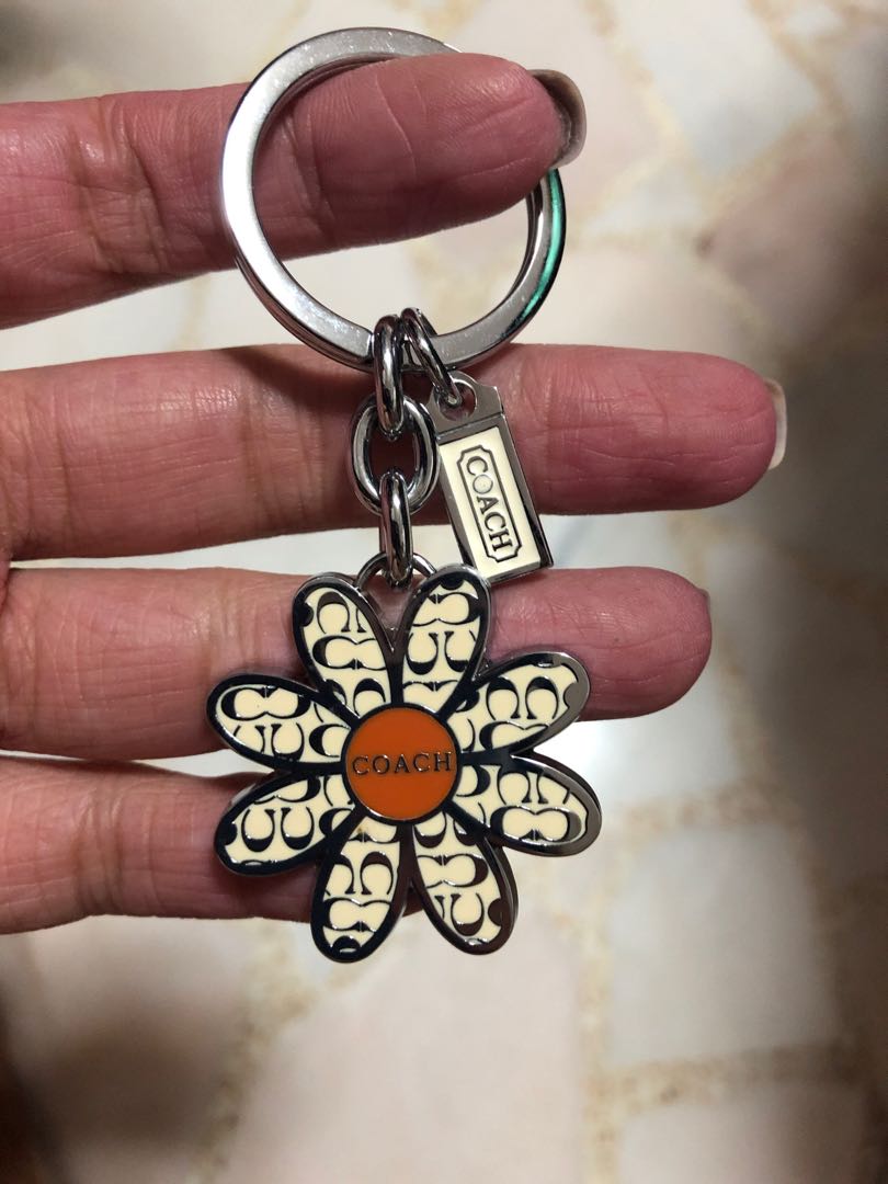 Coach flower keychain hotsell