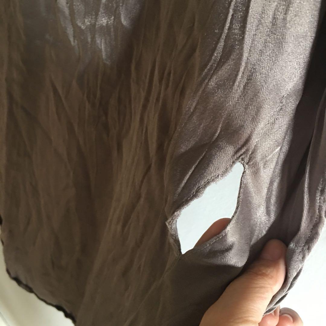 DVF dress (Category: Dresses) located in Antipolo. Submitted by projectc (Listing ID 212617612, Image 2). Description: Decluttering Flaw posted on pics Space for belt No belt included Last price posted.