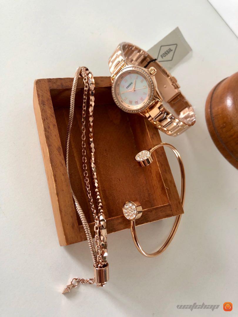 Fossil (BQ3148SET), Women's Fashion, Watches \u0026 Accessories, Watches on  Carousell