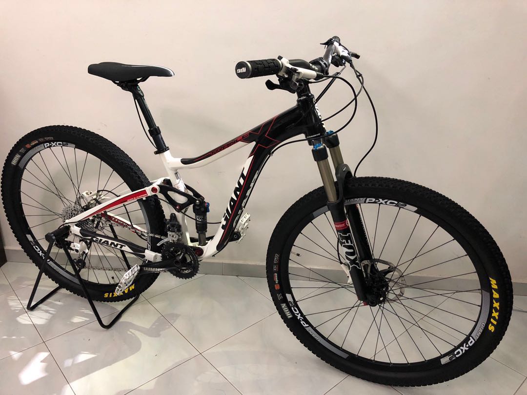 giant trance small