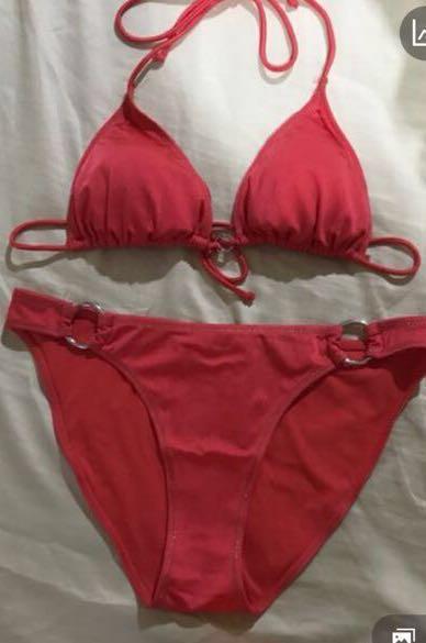 Neoprene bikini Triangl (Category: Bikinis & Swimsuits) located in Quezon City. Submitted by xoxo.gc (Listing ID 160739849, Image 2). Description: ALL FOR 700 FREE SHIPPING #sweldojan.