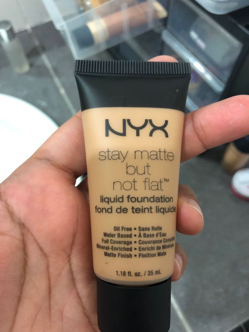 NYX Professional Make Up NYX Stay Matte Liquid Foundation 35ml Nude Beige