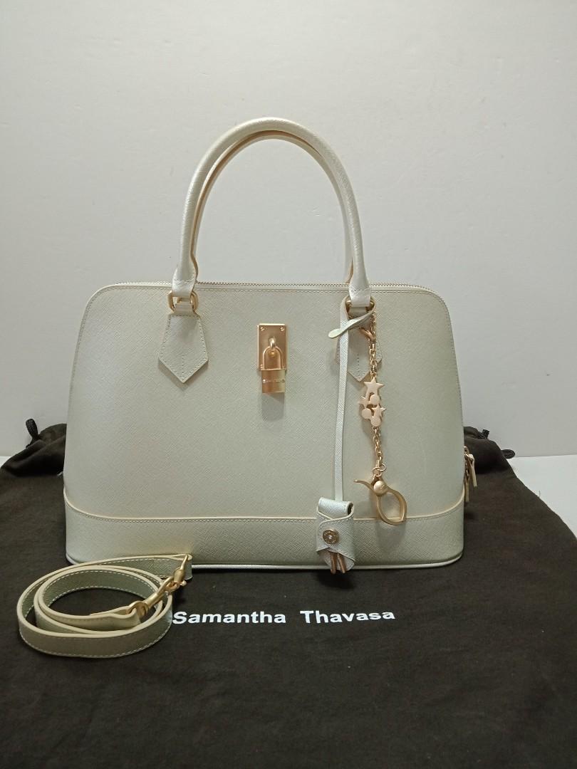Samantha Thavasa bag