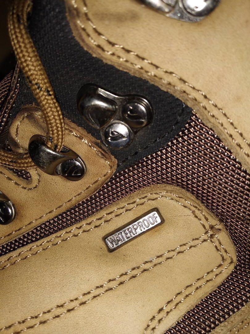 Sepatu Gunung Hiking Rei Sammler Bukan Eiger Fesyen Pria Sepatu Lainnya Di Carousell