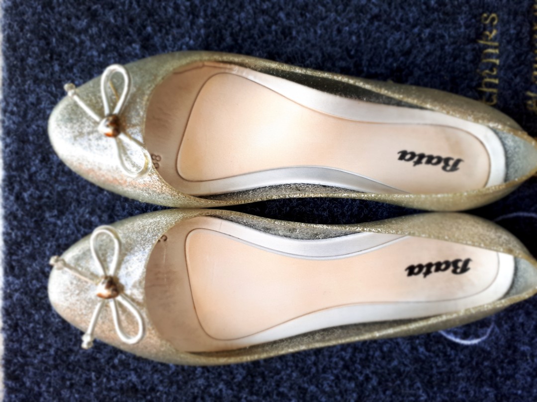 Sepatu Jelly Merk Bata Fesyen Wanita Sepatu Di Carousell