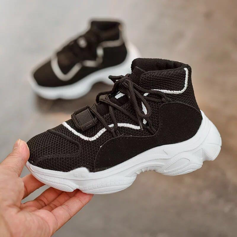 Sepatu cheap kets lv