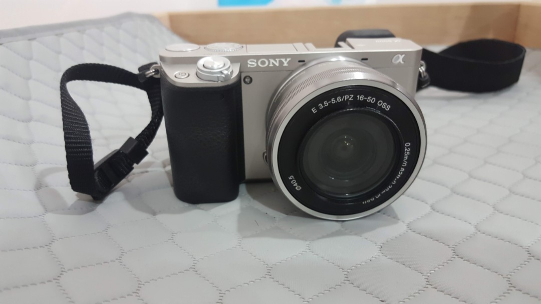 Sony A6000, Photography, Lens & Kits on Carousell