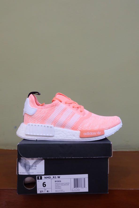 ADIDAS NMD_R1 W (Category: Sneakers) located in Quezon City. Submitted by chamndz (Listing ID 212733569, Image 1). Description: .