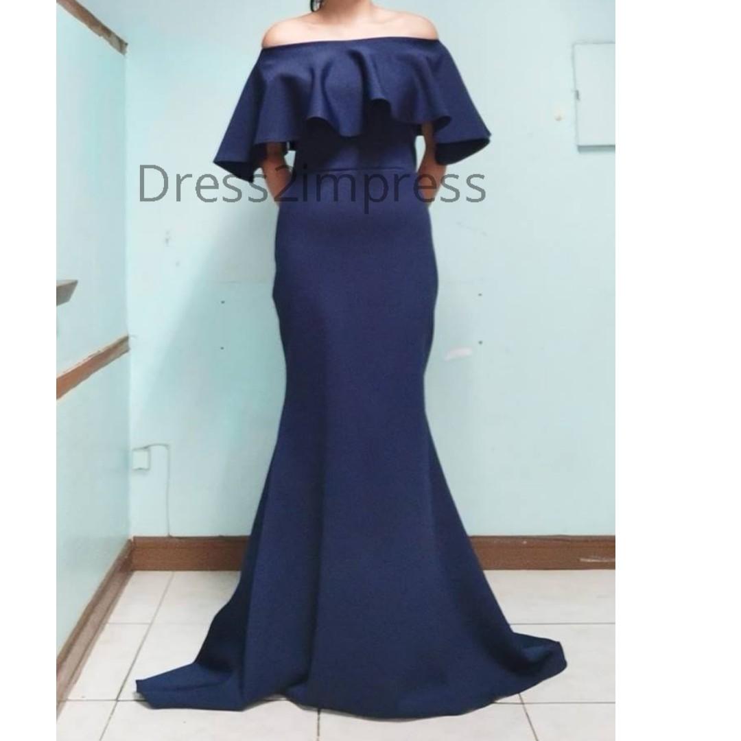 Ariel blue store and black dress