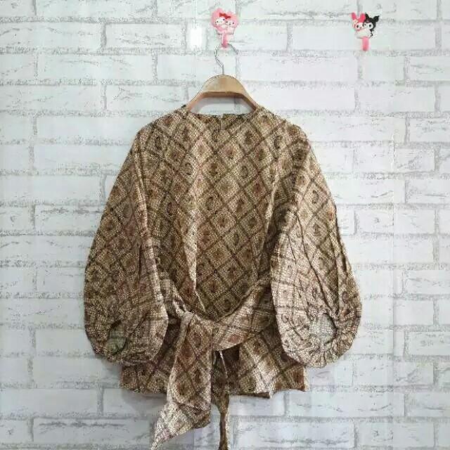 30 Model Batik Lengan Balon Fashion Modern Dan Terbaru 2020