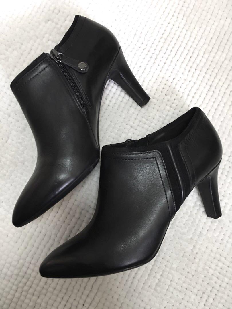 geox black ankle boots