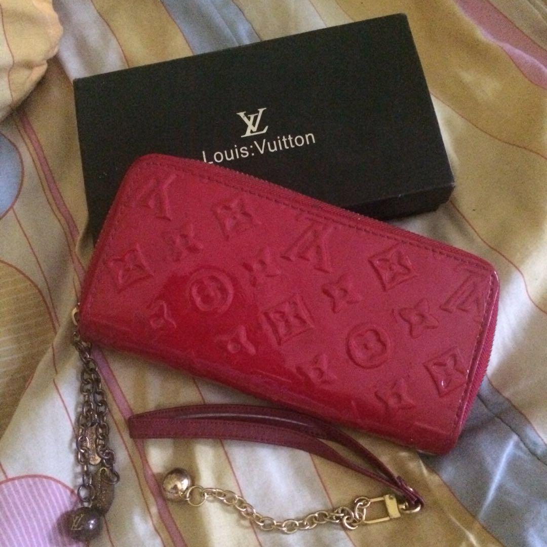 LV dompet merah original