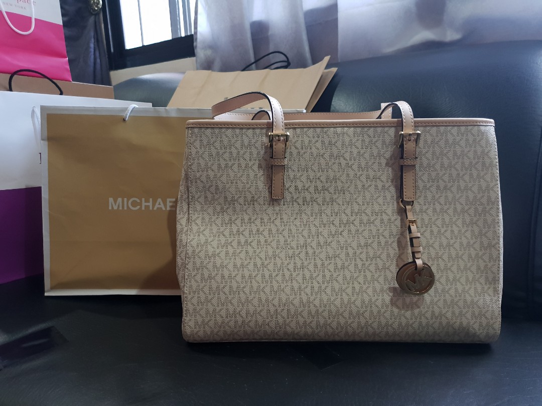 MICHAEL KORS BAG Original price $258(,200) NOW!! ,500 FREE  SHIPPING PHILIPPINES ? 100% ALL LEGIT ORIGINALS?? MONEY BACK QUARANTEE  IF PROVEN FAKE.... ON HAND by Yours Truly?  PURCHASE, Luxury, Bags &