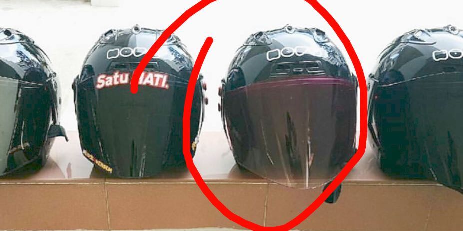 Tinted helmet 2025 visor legal