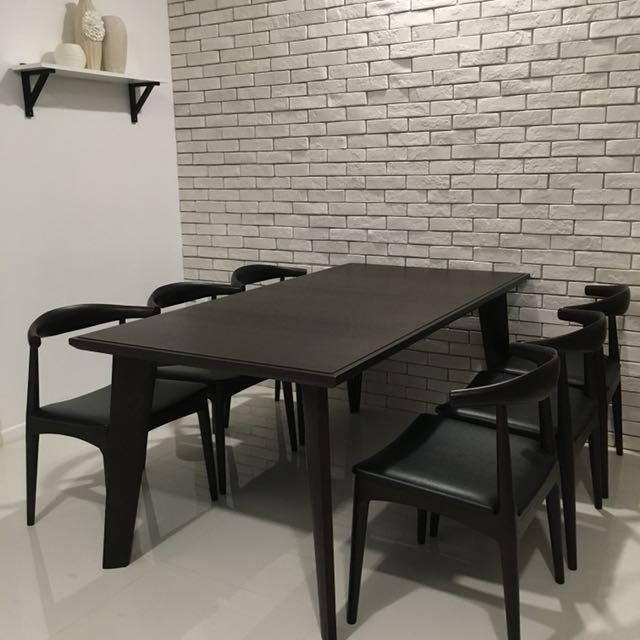 One Of A Kind Like New Solid Wood Dining Table Furniture Tables