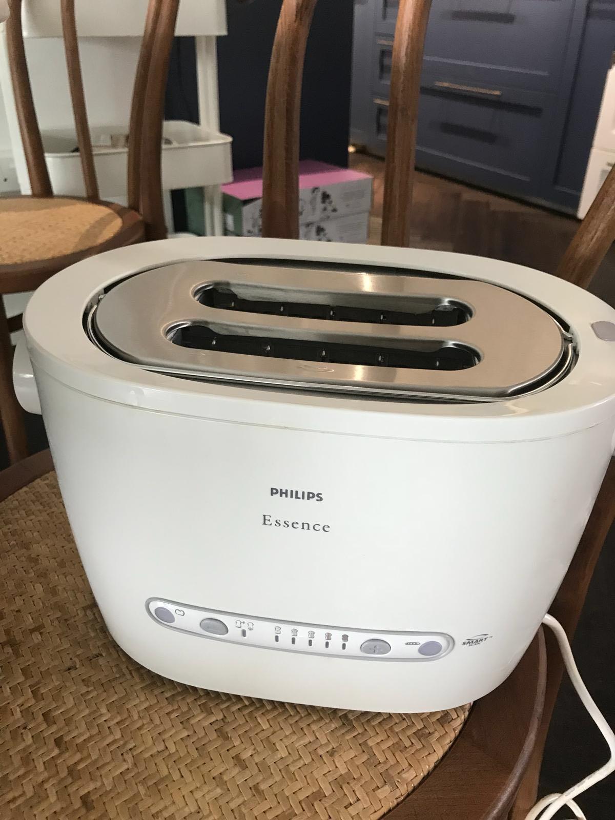 Philips Toaster (Brand new in box), Furniture & Home Living, Cleaning & Supplies, Ironing Boards on Carousell