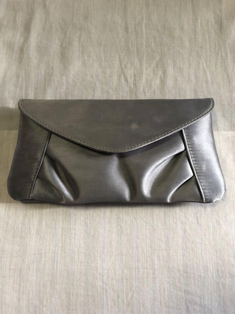 accessorize silver bag
