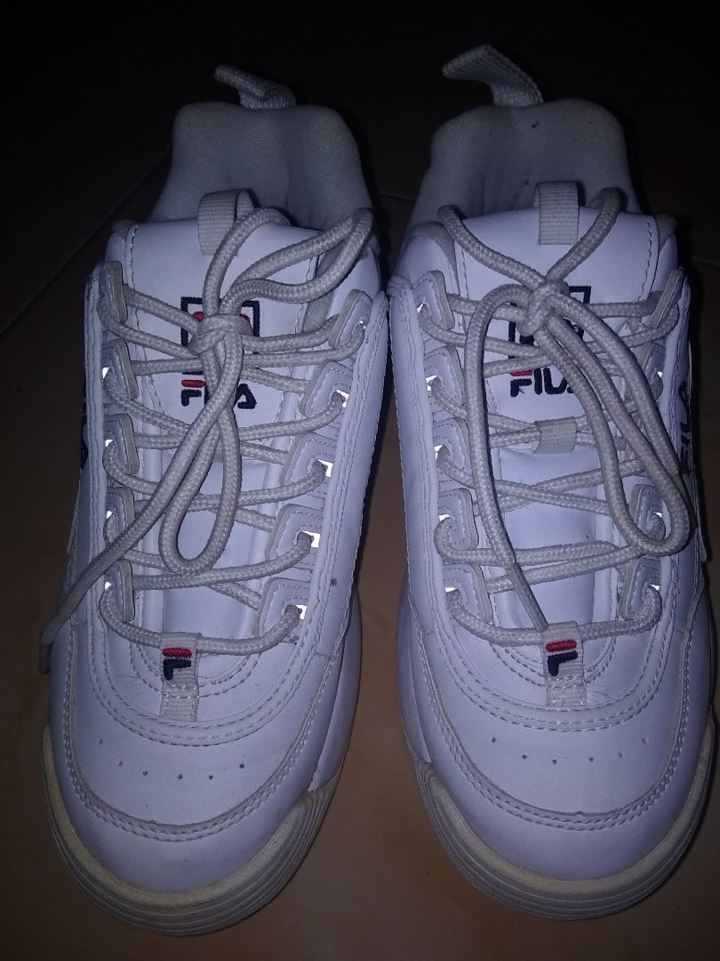 Sepatu Fila Ori Hongkong Size 37 38 Fesyen Wanita Sepatu Di Carousell
