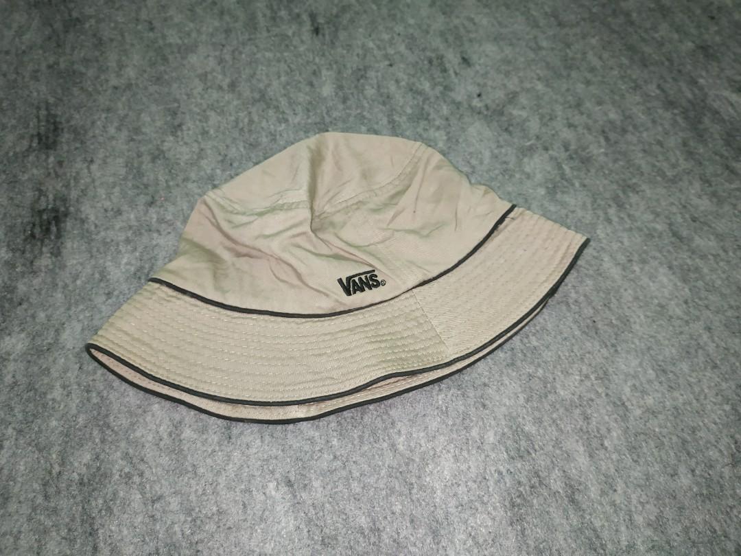 Topi Bucket/ Bucket hat Vans #CNY2019 