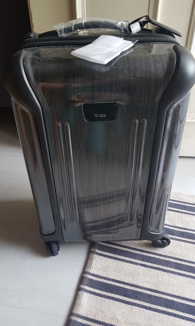 polycarbonate carry on