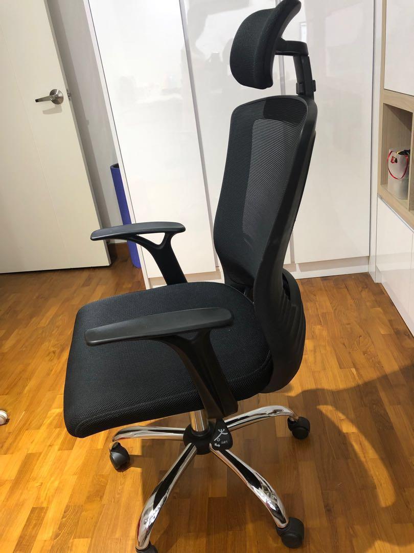 Vhive chair