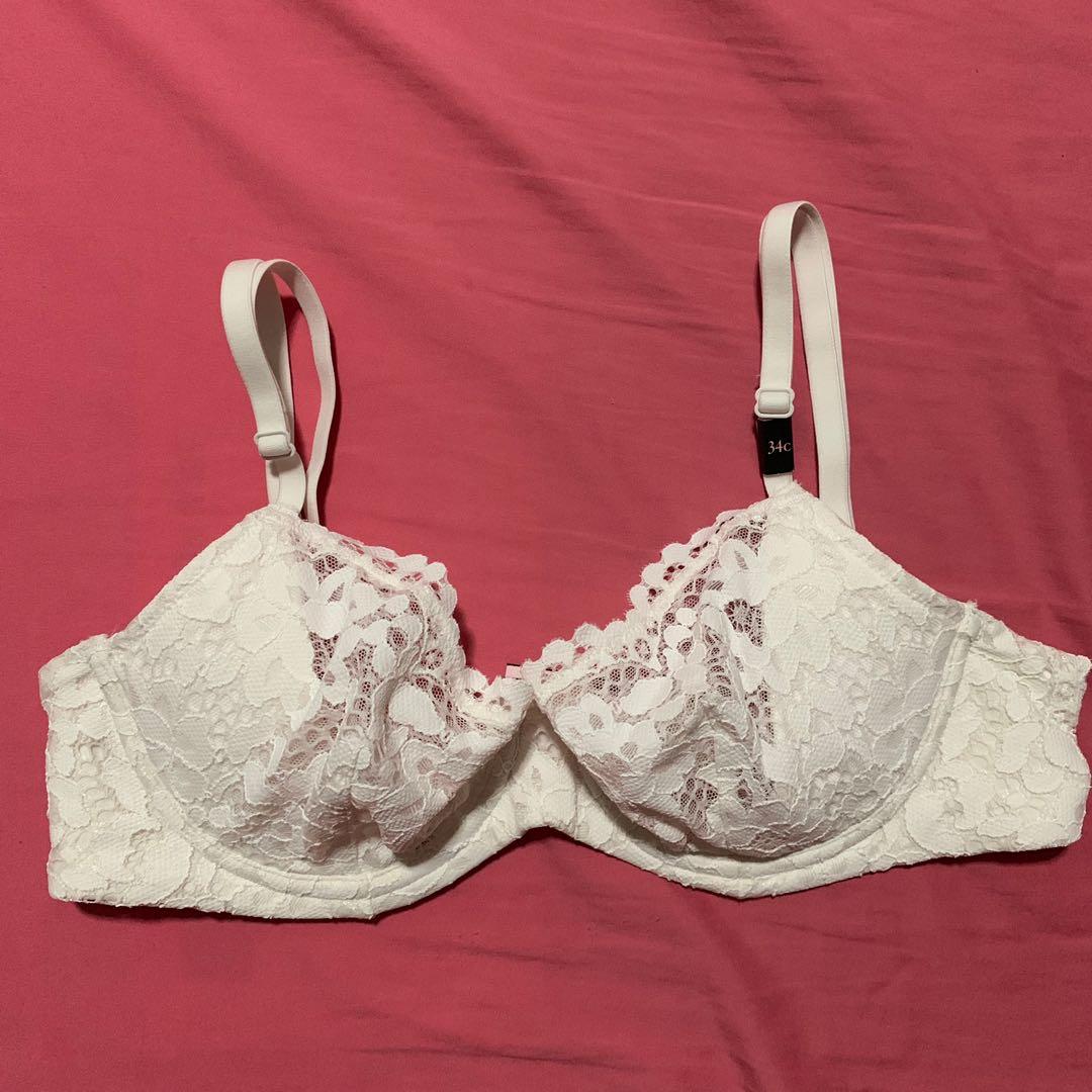 Victoria's Secret Red Lined Demi Bra, Women's Fashion, New Undergarments &  Loungewear on Carousell