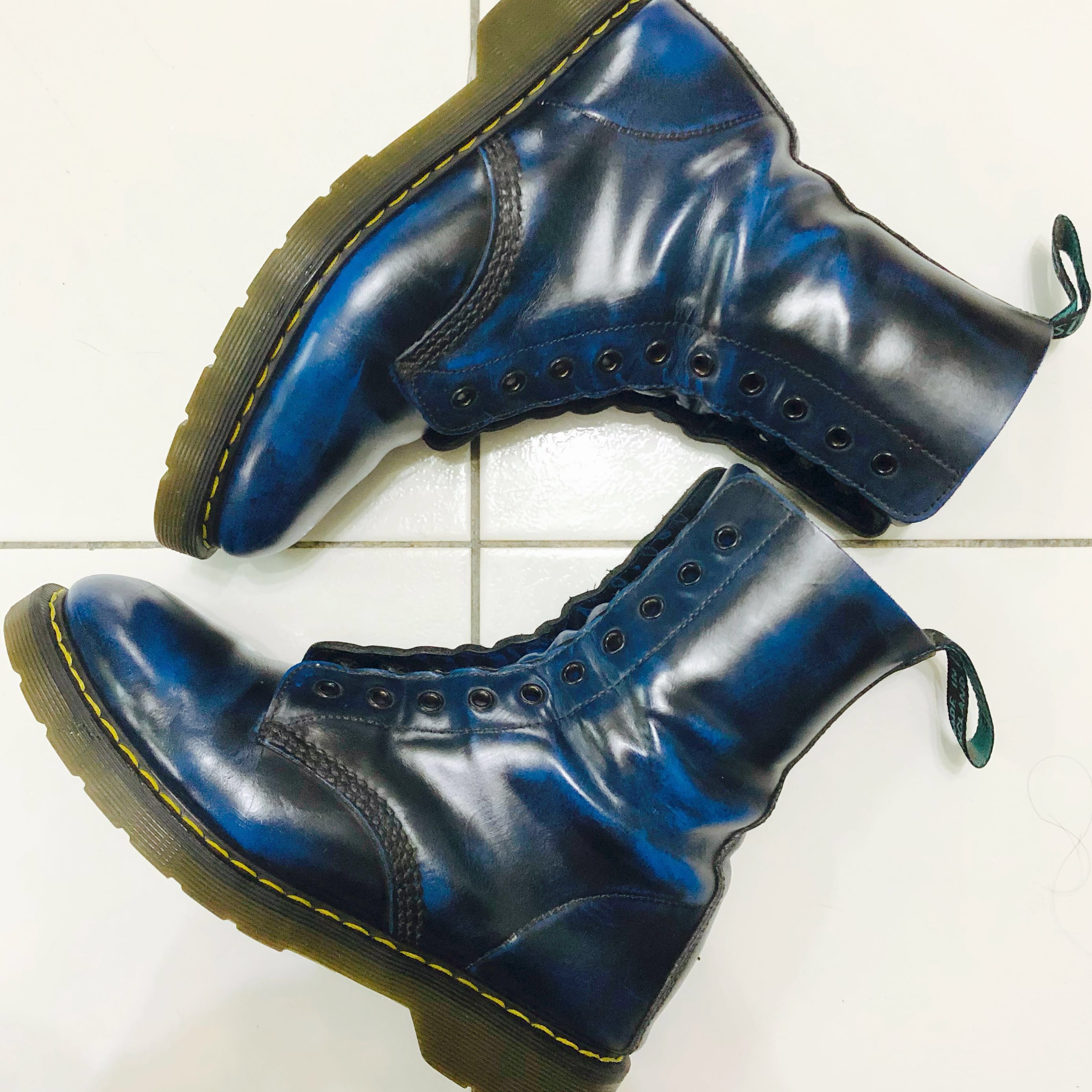 Dr martens 90 store off on sale