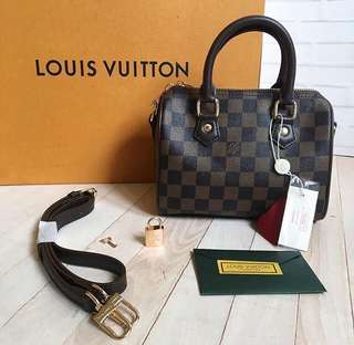 (Kategori: ) berada di . Dikirim oleh fashiontoyou (ID iklan 212819566, Gambar 1). Deskripsi: .