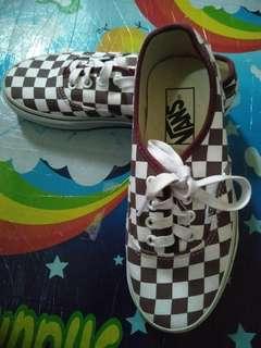 Sepatu vans kotak kotak