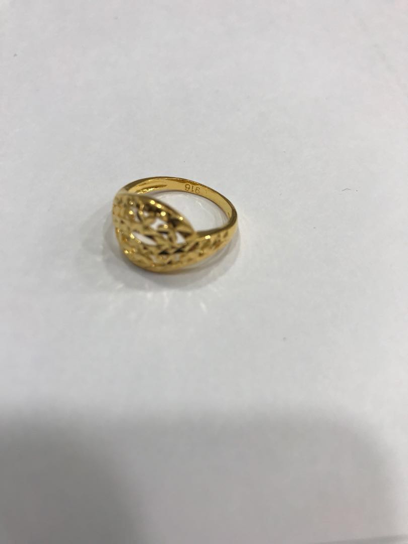 916 Gold Lady Ring Women S Fashion Jewelry Organisers Anklets On Carousell