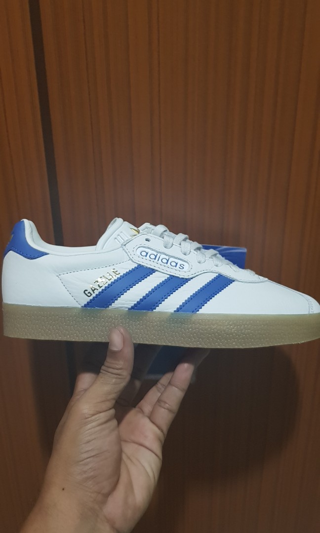 adidas gazelle 23