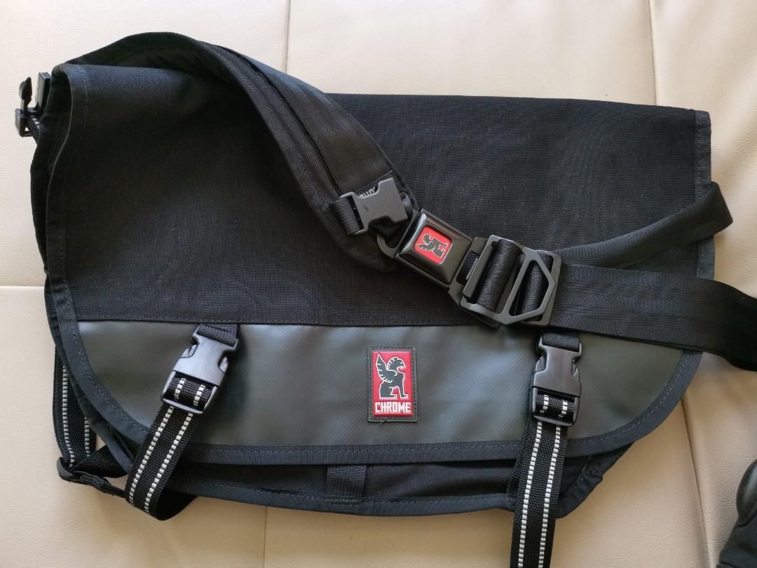 Chrome industries Mini Metro Messenger Bag (Black), Men's Fashion, Bags ...