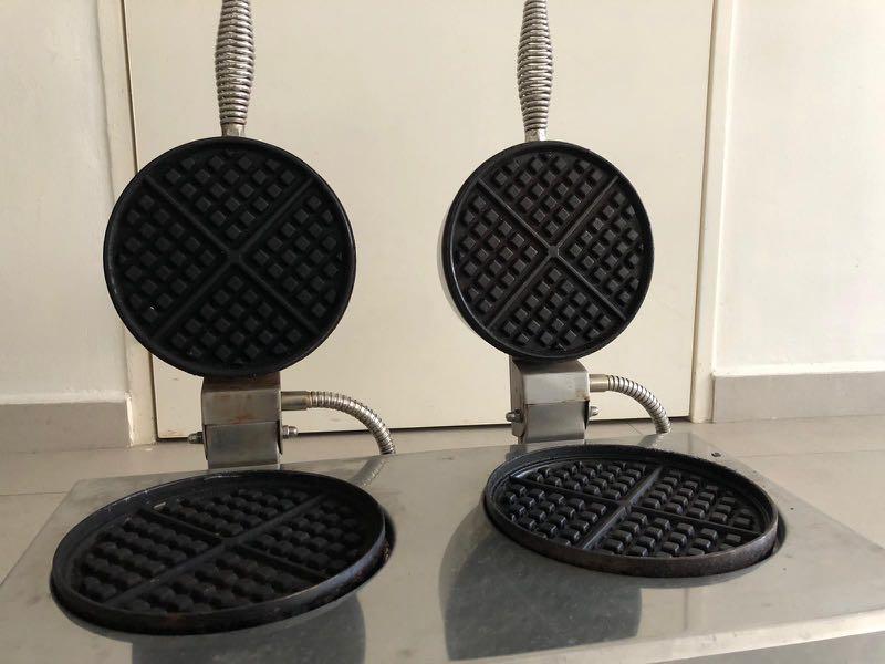 Eagle Waffle Maker, TV & Home Appliances, Kitchen Appliances, Coffee Machines & Makers on Carousell