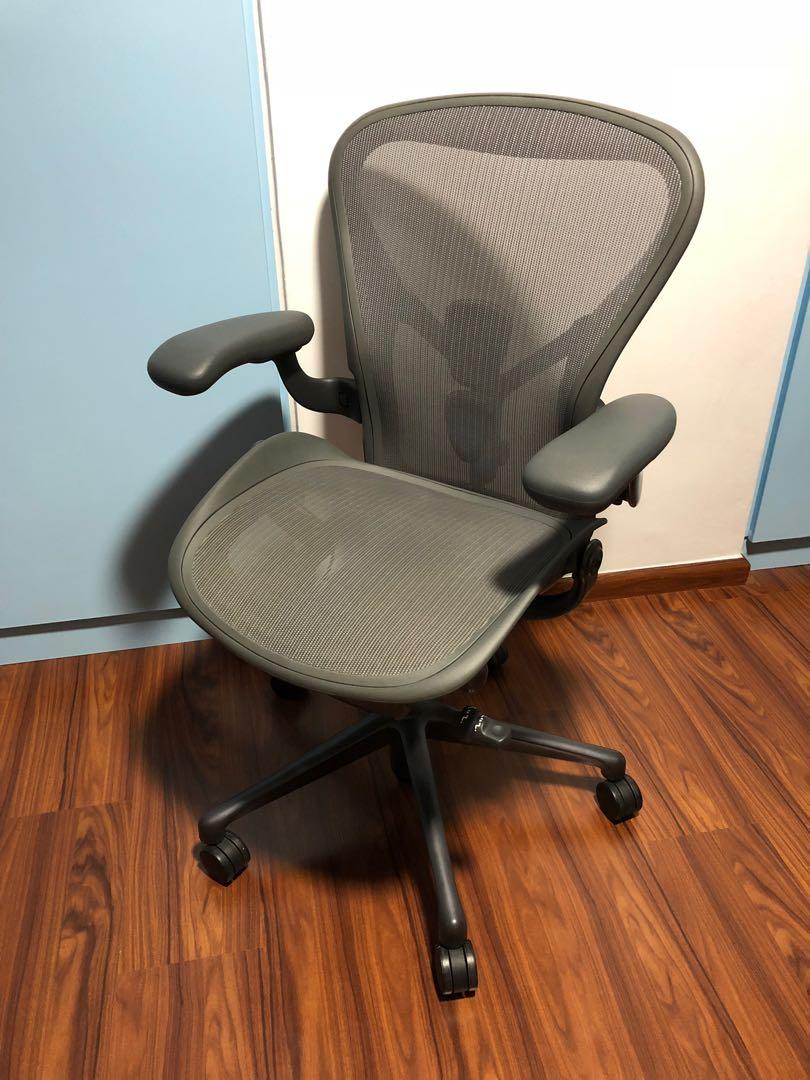 Herman miller on sale chair carousell