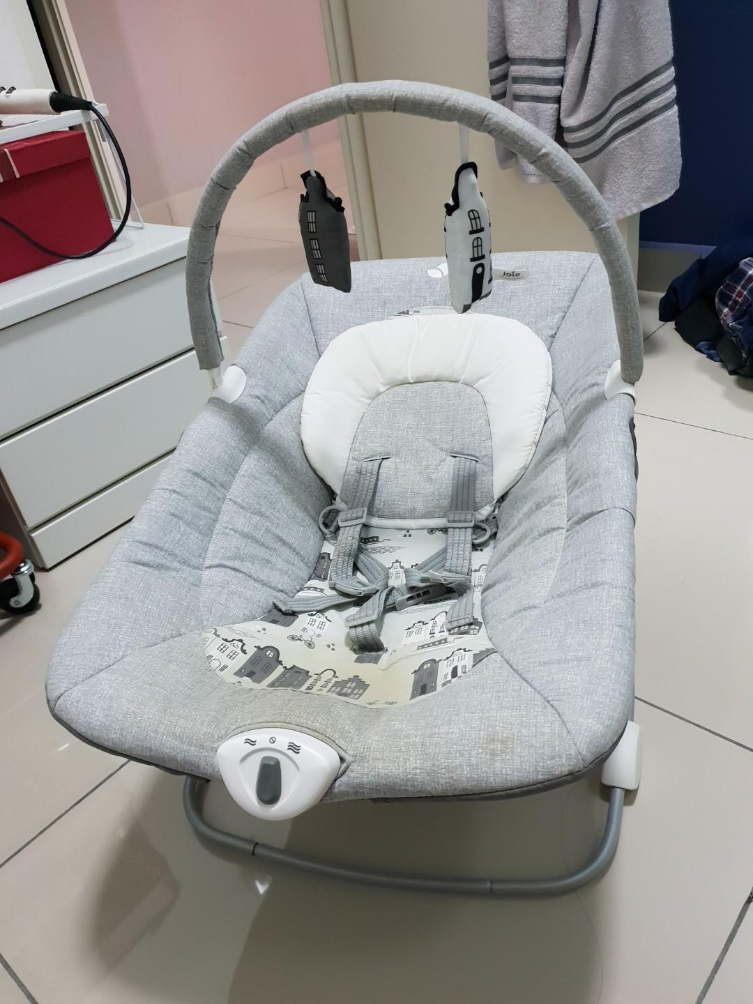 Joie wish bouncer online chair