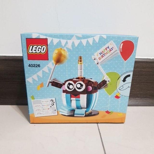 Lego樂高生日派對杯子蛋糕 玩具 積木在旋轉拍賣