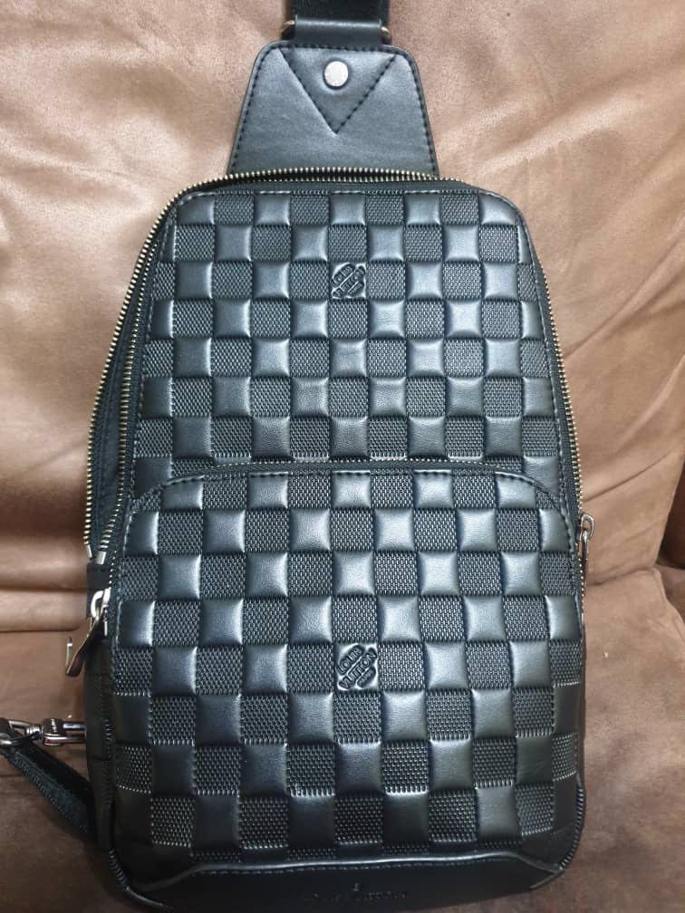 Avenue sling bag clearance used
