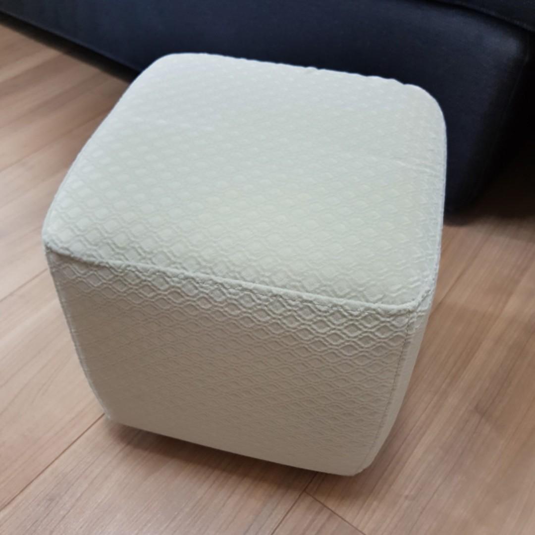 New Footstool W Removable Cover White Velvet Diamond Furniture Tables Chairs On Carousell