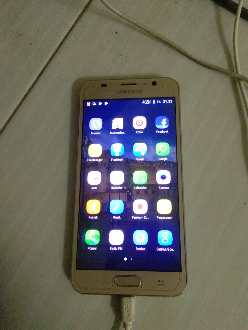samsung j7pro made in vietnam