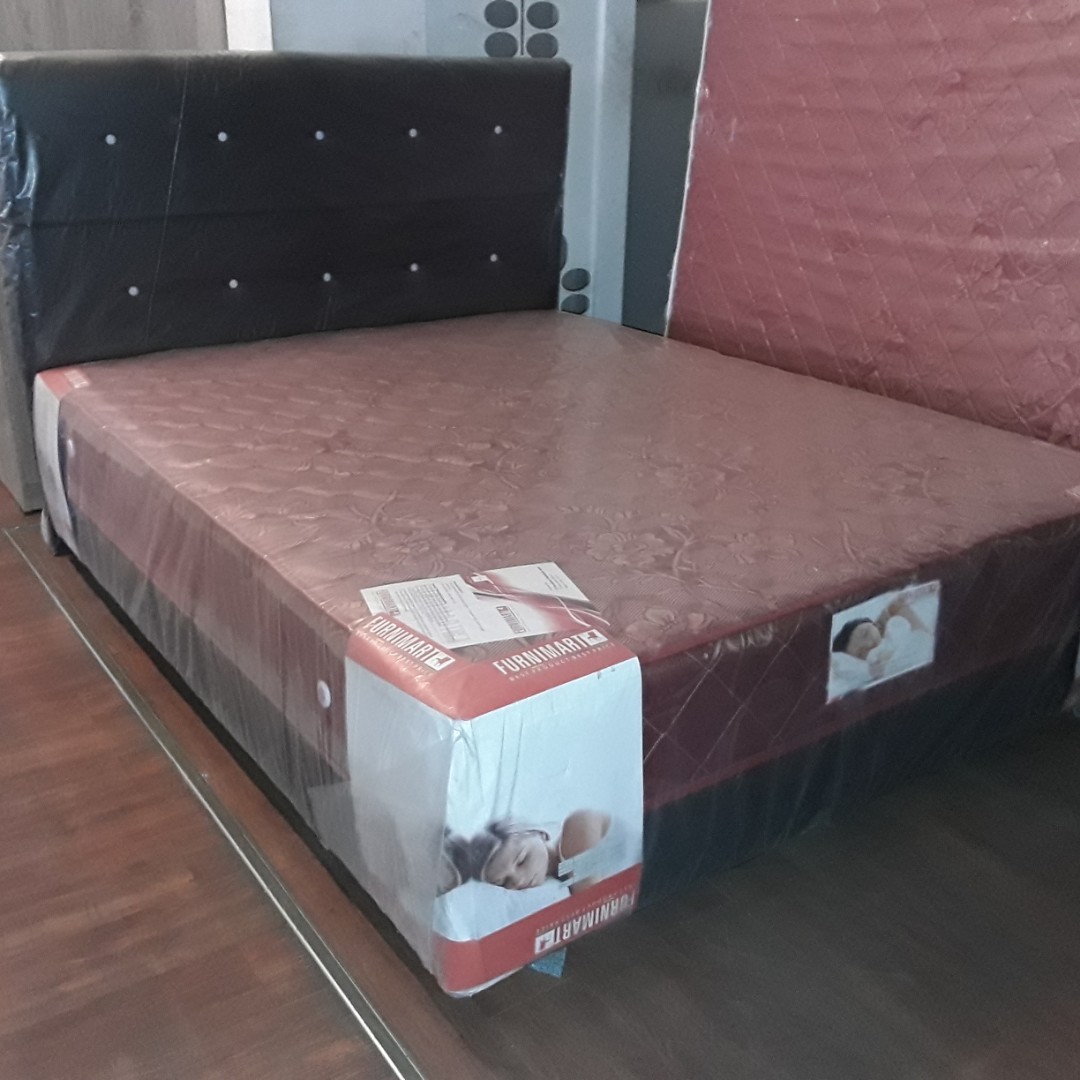 Spring Bed 180 Plus Sandaran Free Ongkir Turun Harga Perabotan Rumah Di Carousell