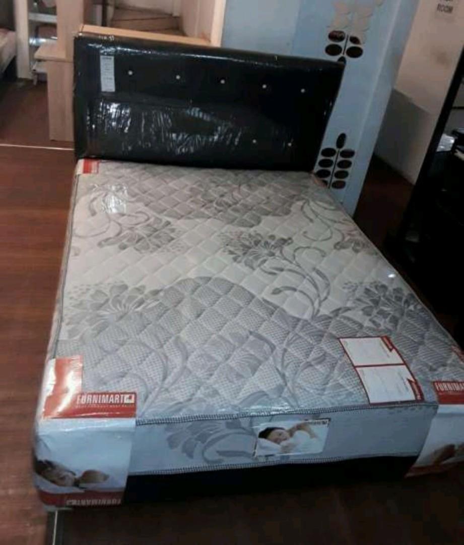 Spring Bed 180 Plus Sandaran Free Ongkir Turun Harga Perabotan Rumah Di Carousell