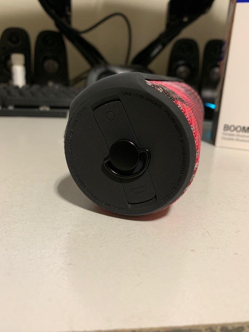 UE Boom 2 Midnight Magenta
