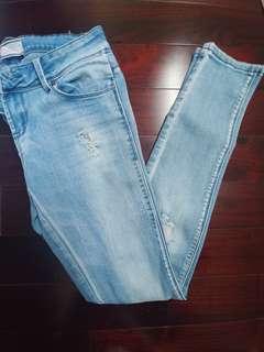 Women's skinny jeans (size 5 from ardene)